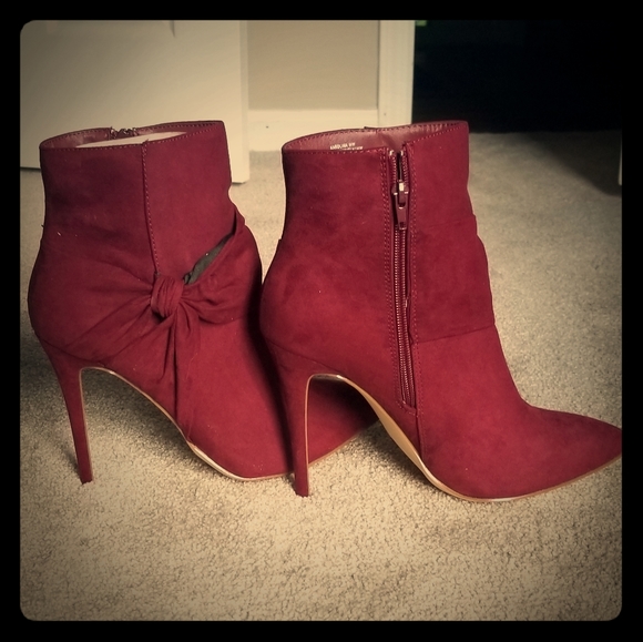 Heeled booties - Picture 2 of 2